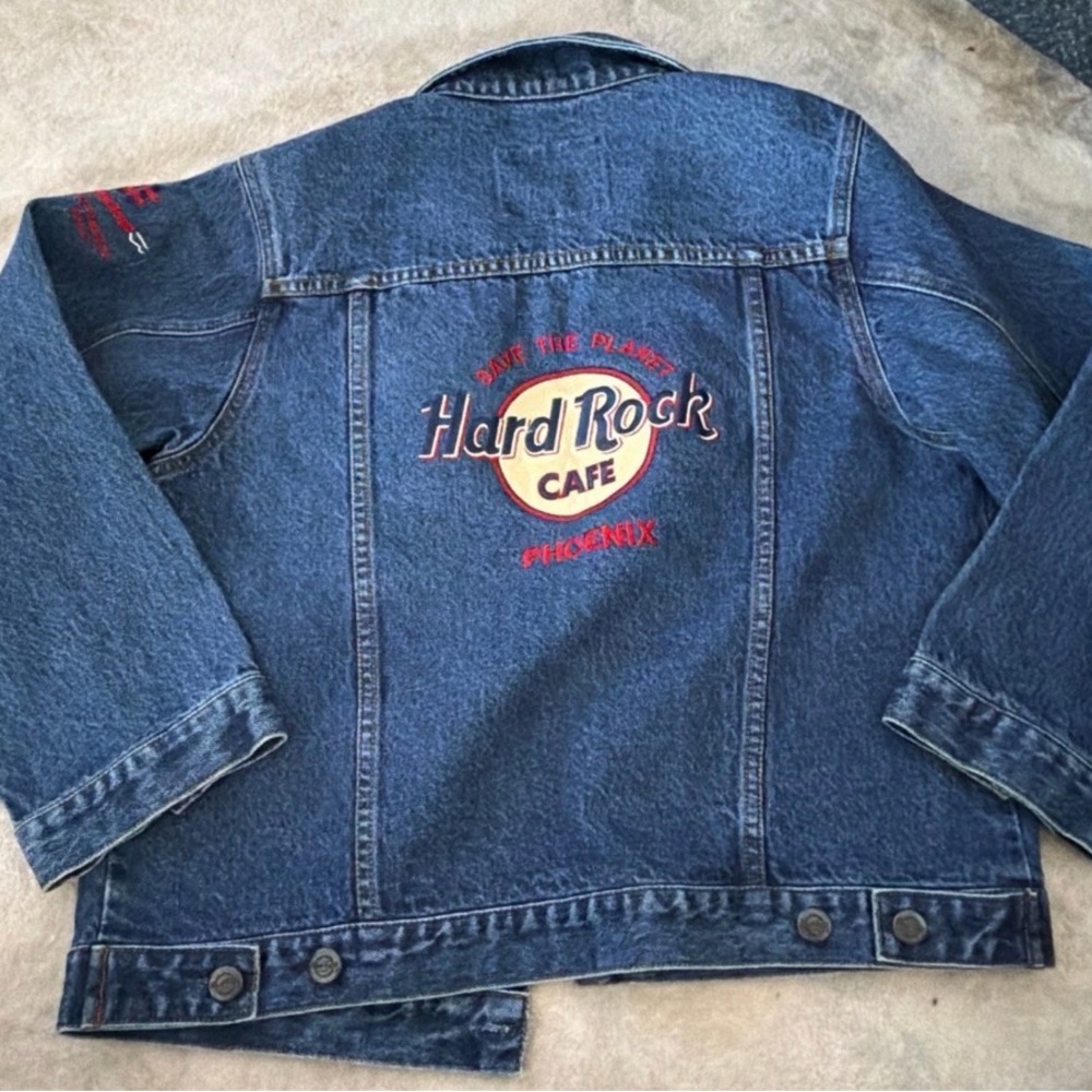 Hard Rock Cafe Denim Jacket (PLEASE READ)